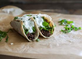 Tortilla - aký druh mexického jedla je a ako ho správne variť doma s fotografiou Mexická tortilla - klasický recept